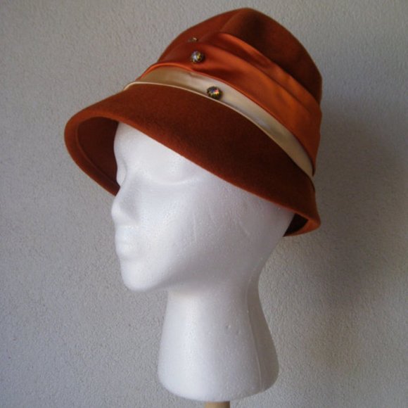 Vintage l 60s Wool Aurora Borealis Rhinestones Jewel Satin Ribbon Mod Bucket Hat main image 7